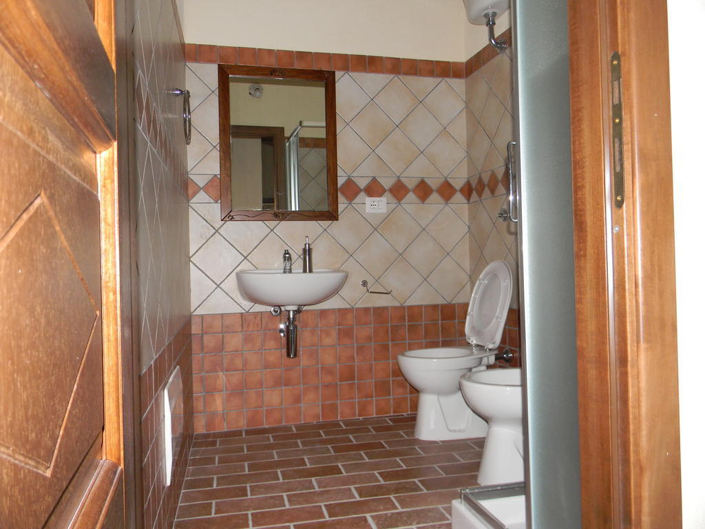 Agriturismo Battaglia Villamassargia Luaran gambar